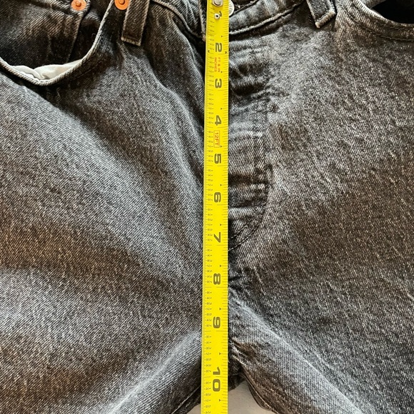 Levi's Women's 501 Original Stretch Cropped Straight Leg Jeans - Picture 8 of 9